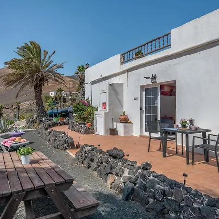 Rosa Eden La Asomada (Lanzarote)