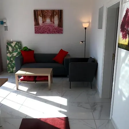 アパート Rosa Eden *