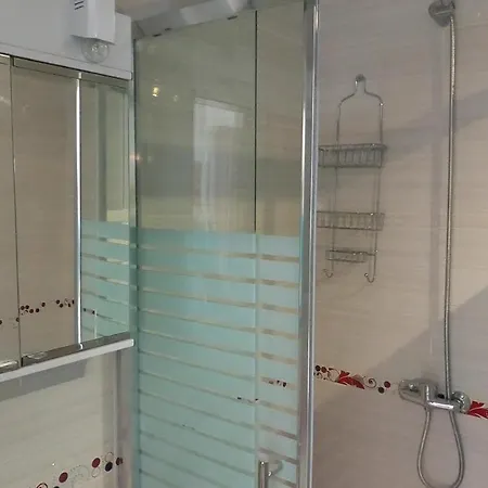 Rosa Eden Appartement *