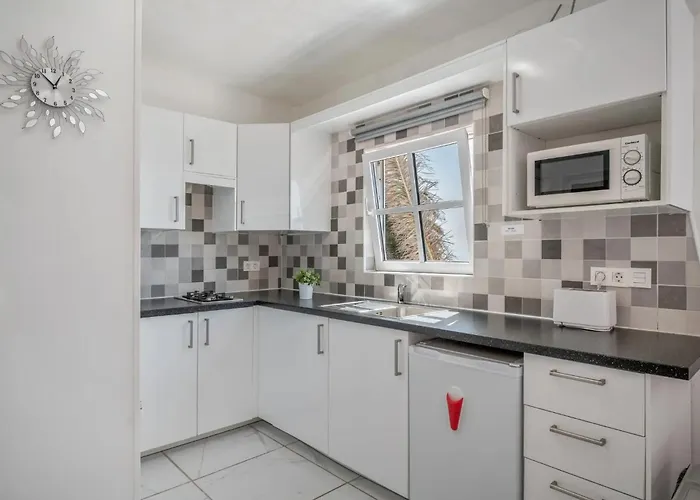 Rosa Eden * La Asomada